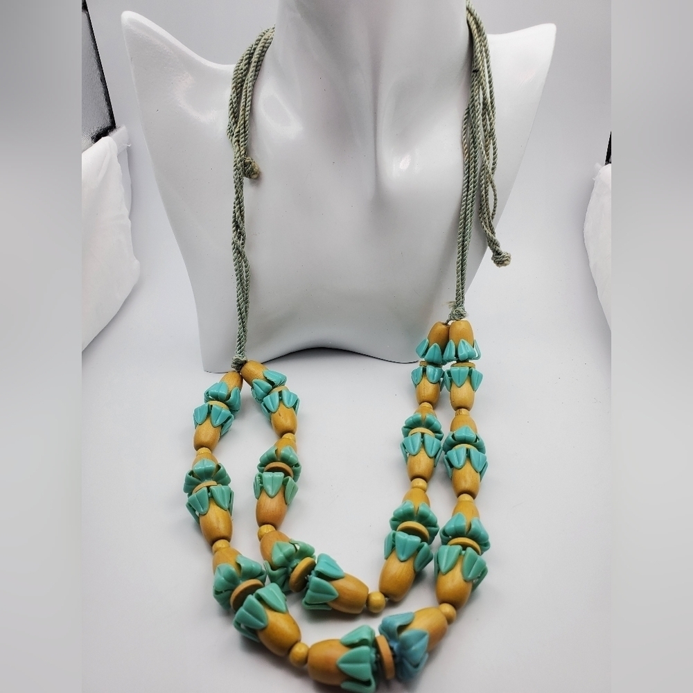 Native American traditional forest beaded‎ necklace N1539